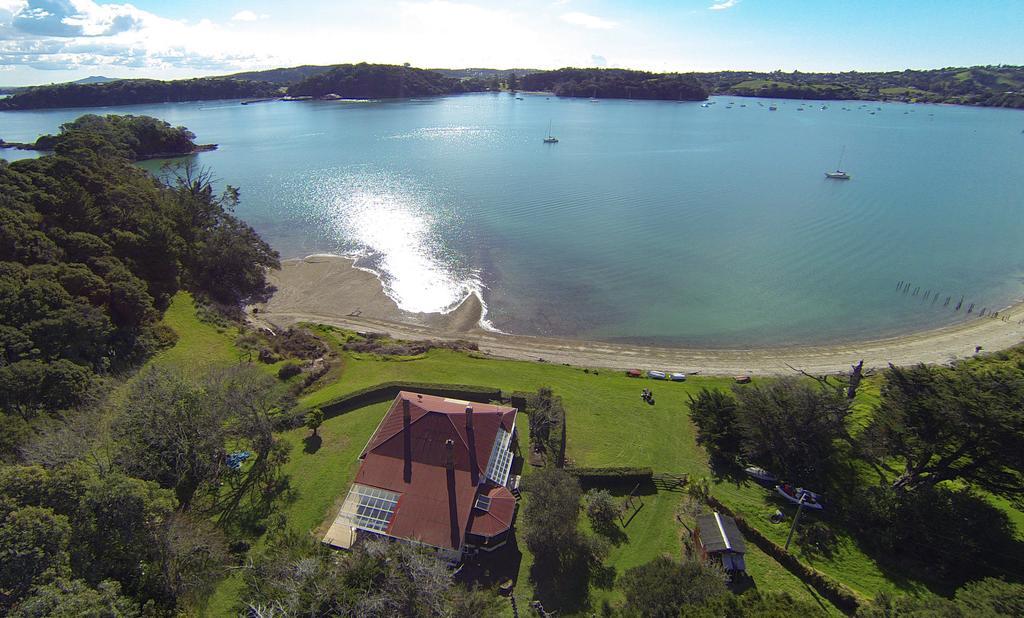 Oakura Bay Villa - Stay Waiheke Te Whau Bay Exterior photo