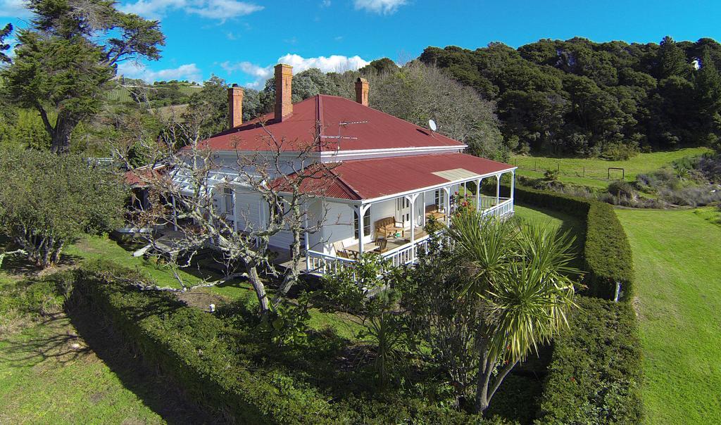 Oakura Bay Villa - Stay Waiheke Te Whau Bay Exterior photo