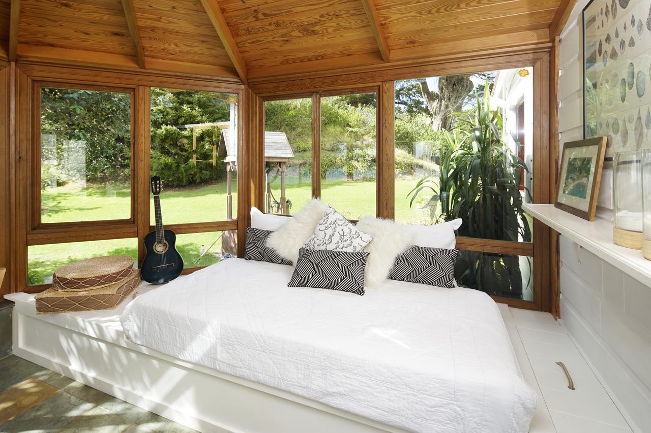 Oakura Bay Villa - Stay Waiheke Te Whau Bay Exterior photo